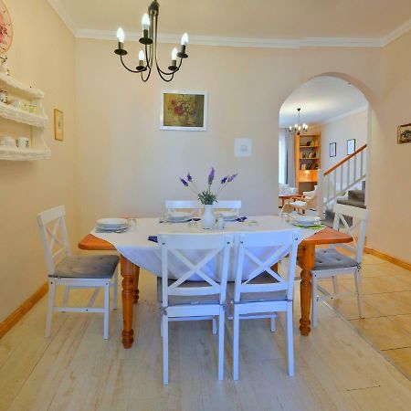 Lux Apartman Villa Hajdúszoboszló Buitenkant foto