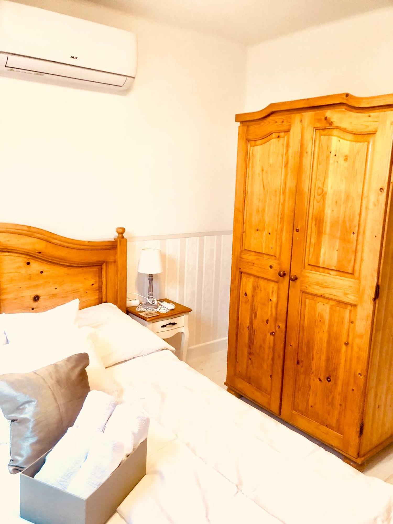Lux Apartman Villa Hajdúszoboszló Buitenkant foto