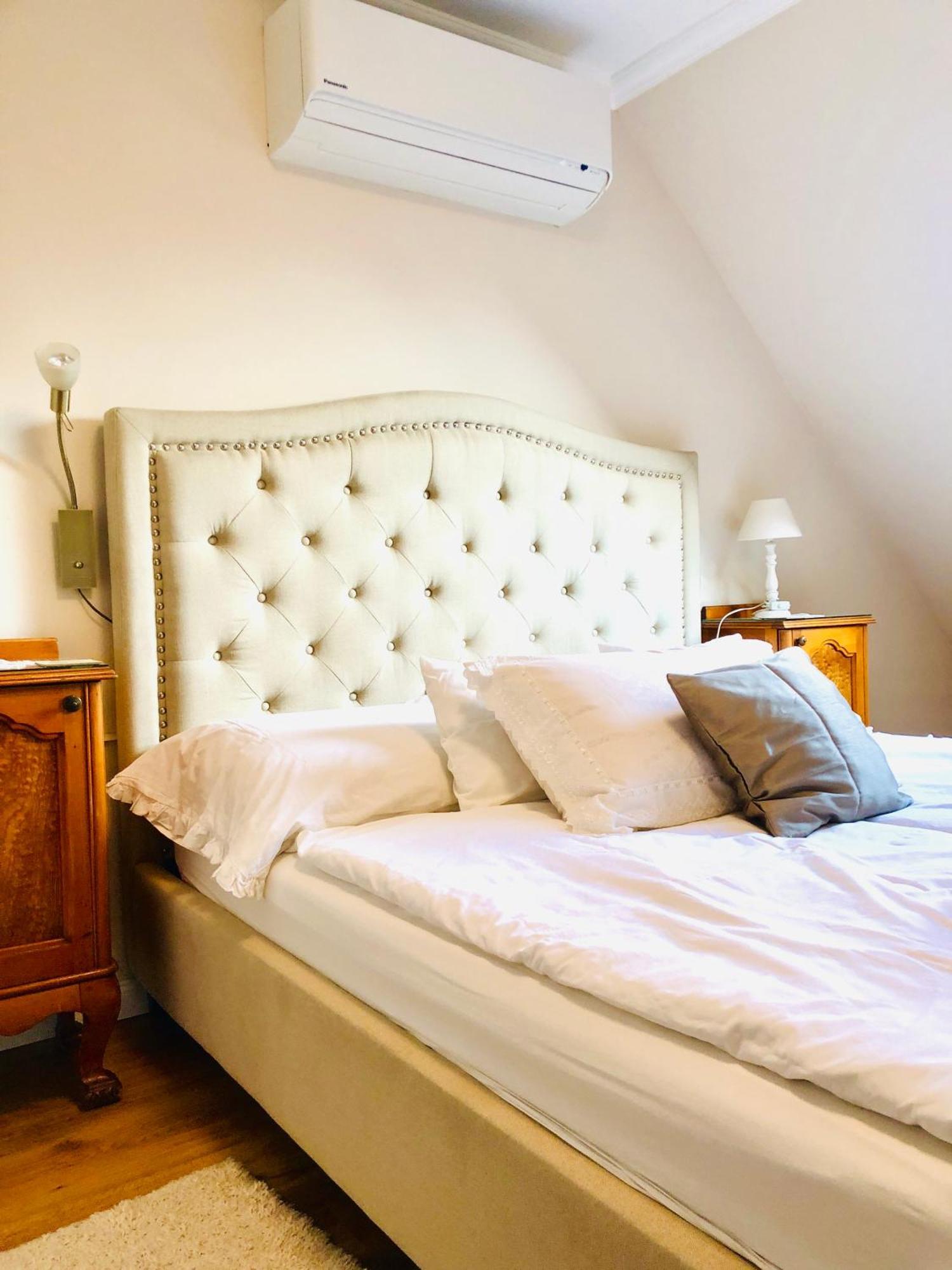 Lux Apartman Villa Hajdúszoboszló Buitenkant foto